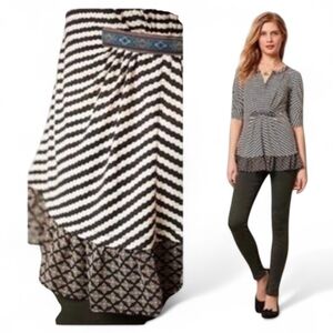 ONE SEPTEMBER / ANTHROPOLOGIE Galicia Stripe Split V-Neck Ruffle Trim - Small